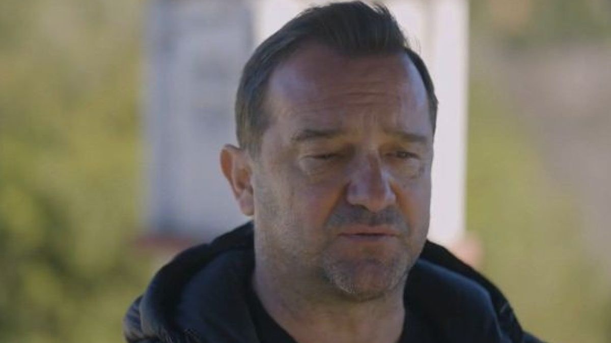 Ο Νίκος Πλακιάς, πατέρας παιδιών που πέθαναν στα Τέμπη