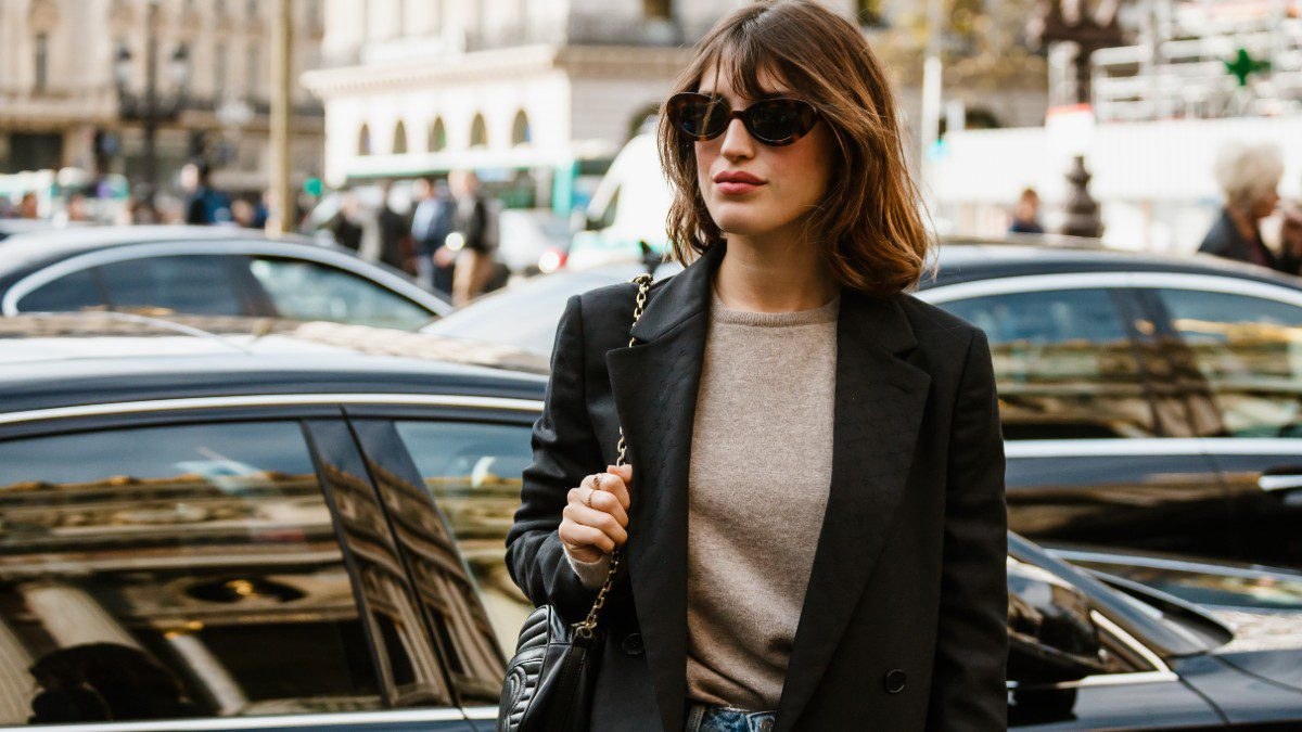 Το ρούχο που θα φοράς όλη την άνοιξη στο street style