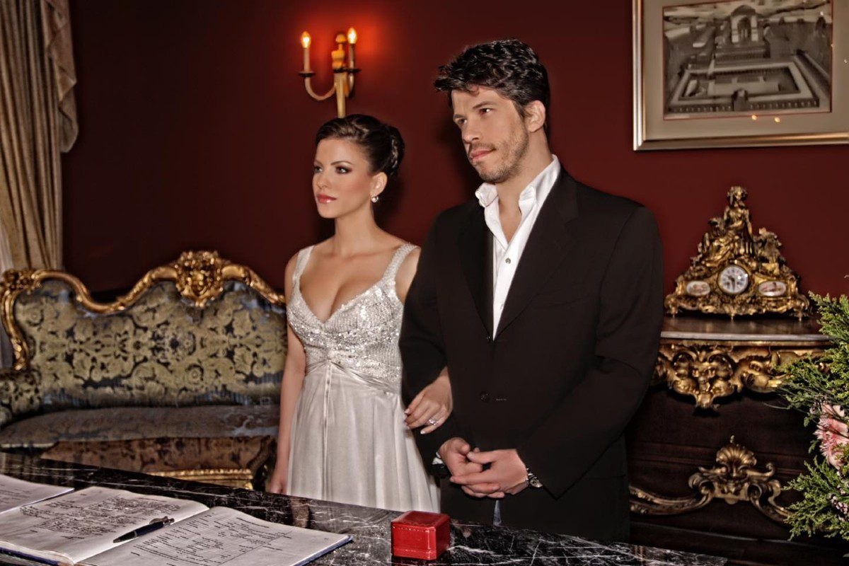 Ο γάμος του Χάρη και της Αντελίνας Βαρθακούρη
