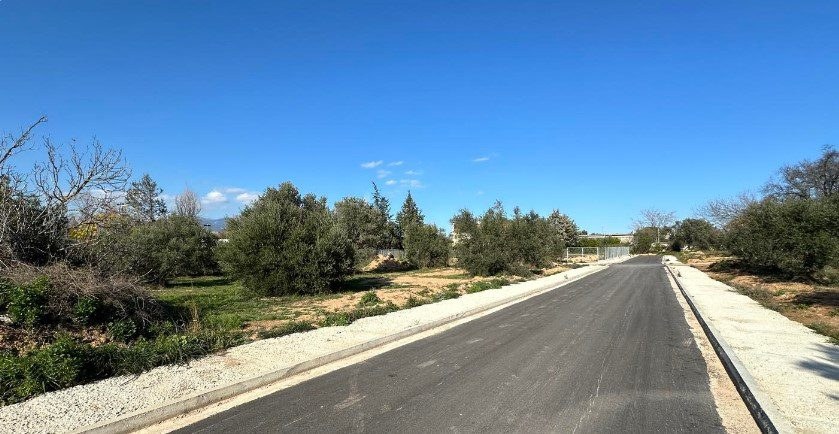 Το οικόπεδο του Λάκη Γαβαλά