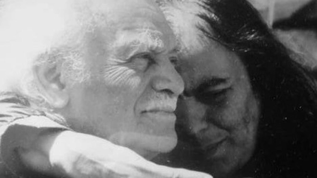 Ο Μανώλης Γλέζος και η σύζυγός του