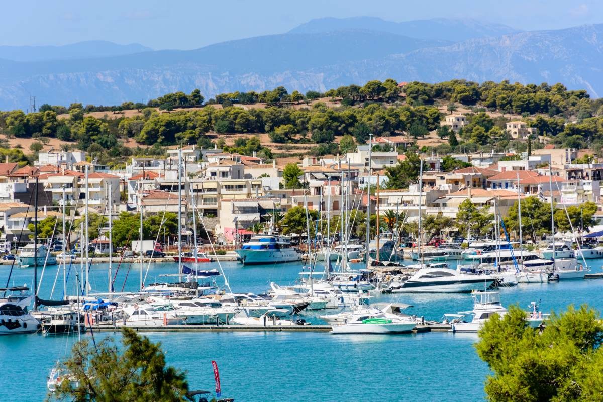 Το Πόρτο Χέλι διαθέτει μεγάλη Μαρίνα