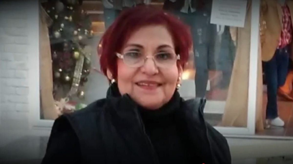 H Miriam Rodriguez Martinez χαμογελαστή στην κάμερα