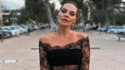 H Υβόννη Μπόσνιακ στον δρόμο