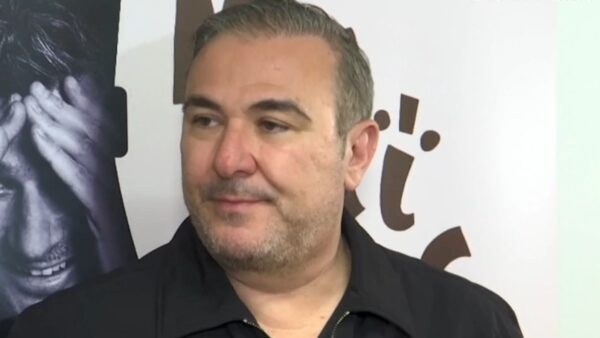 Ο Αντώνης Ρέμος στο Happy Day