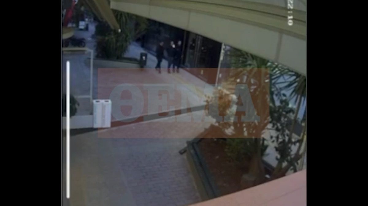 Βίντεο ντοκουμέντο από την απόπειρα διάρρηξης στο σπίτι του Σάββα Πούμπουρα: Καρέ - καρέ το ανθρωποκυνηγητό