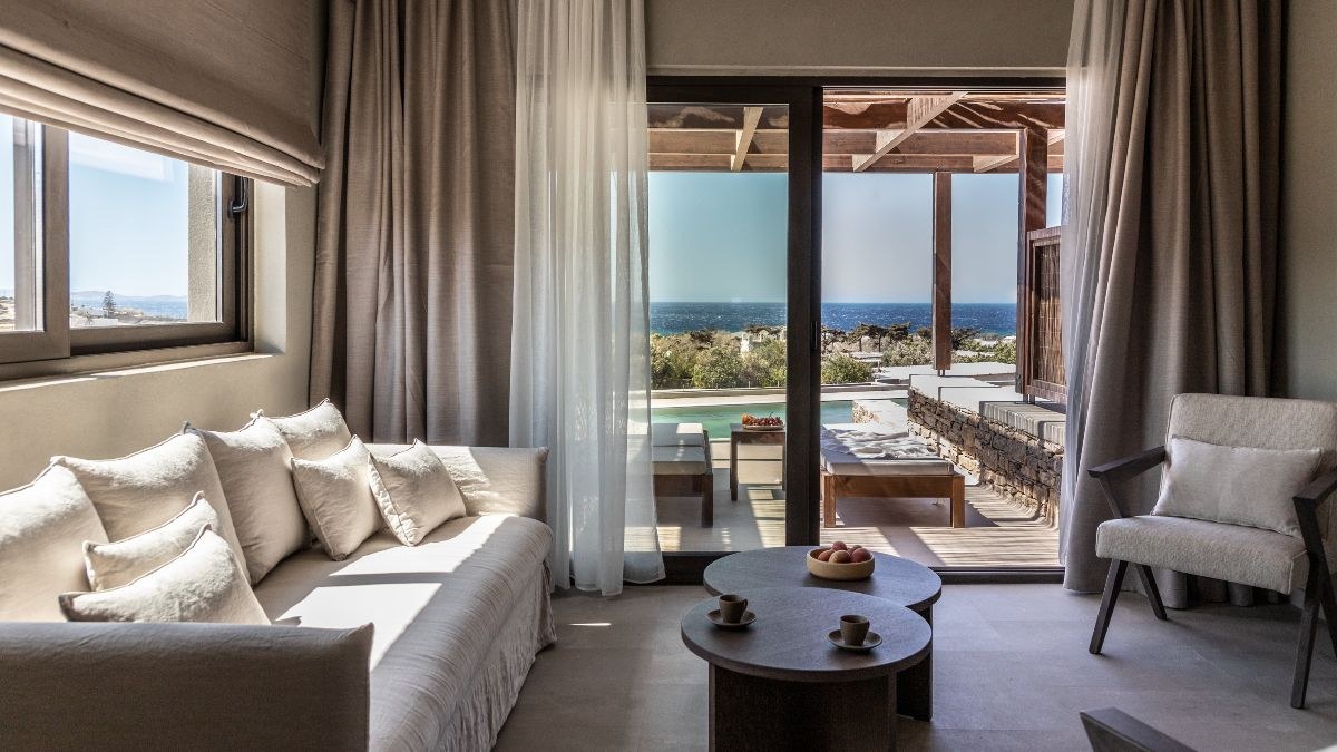 Το resort Ela Tinos προσφέρει μια διαμονή υψηλού επιπέδου
