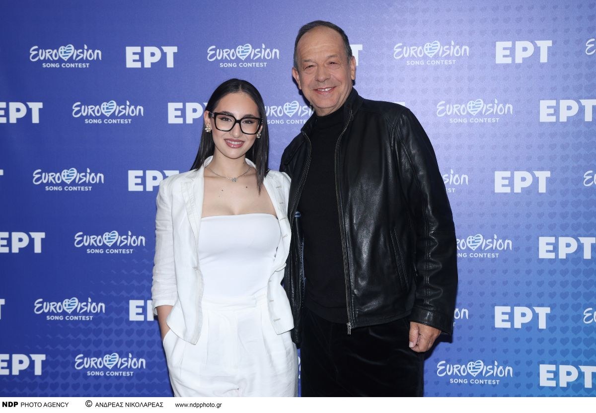 Η Klavdia με τον Φωκά Ευαγγελινό στο press day της Eurovision