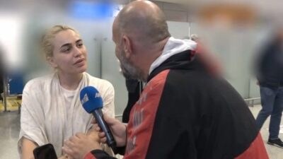 Η Κόνι Μεταξά και ο Γρηγόρης Μπάκας στο αεροδρόμιο