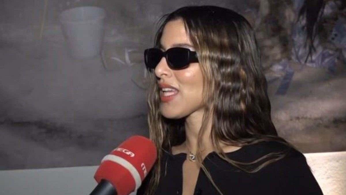 Η Μαρίνα Σάττι στην κάμερα