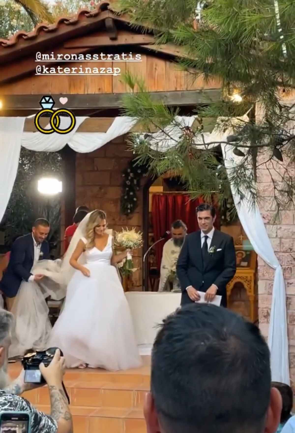 Ο Μύρωνας Στρατής με την σύζυγό του στο γάμο τους