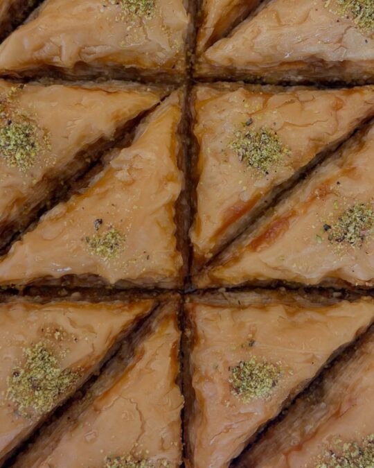 Sousamelos Bakery: Η απόλυτη στάση γεύσης στα Ίσθμια Κορίνθου για όσους κατευθύνονται προς Πόρτο Χέλι