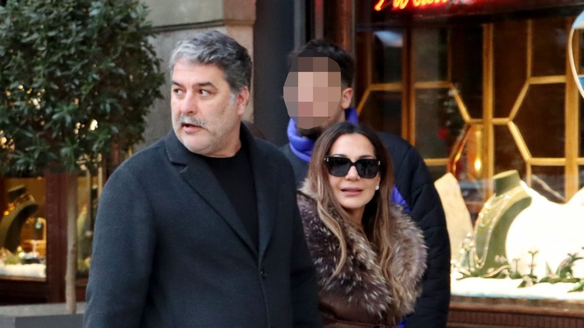 Ο Βασίλης Μπισμπίκης και η Δέσποινα Βανδή