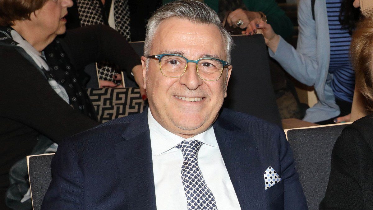 Γιώργος Κουβαράς