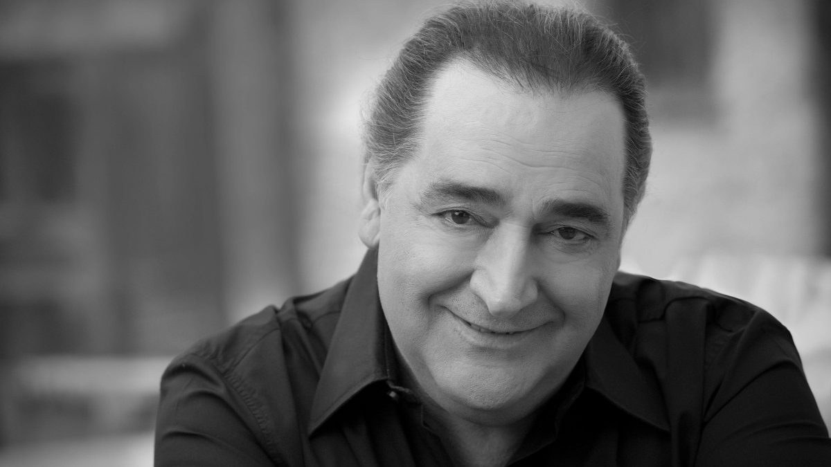 Βασίλης Καρράς Καλλιμάρμαρο