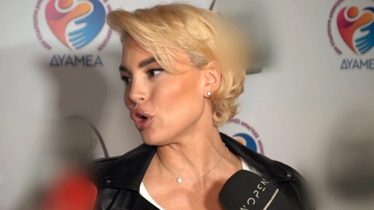 Η Αλεξάνδρα Παναγιώταρου στις τηλεοπτικές κάμερες