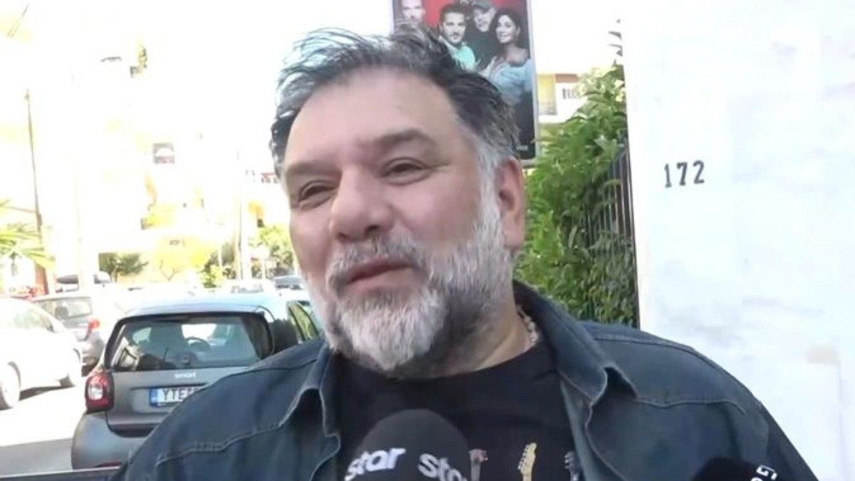 Ο Γρηγόρης Αρναούτογλου στις τηλεοπτικές κάμερες