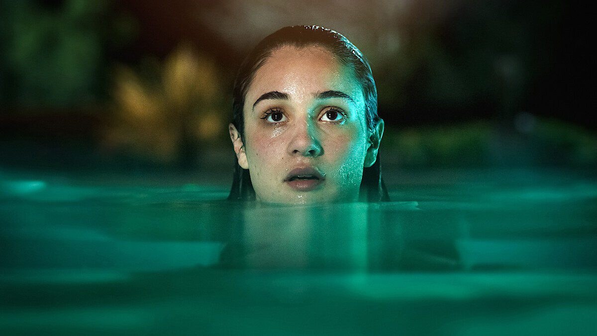 σκηνή από την ταινία του netflix bad influence