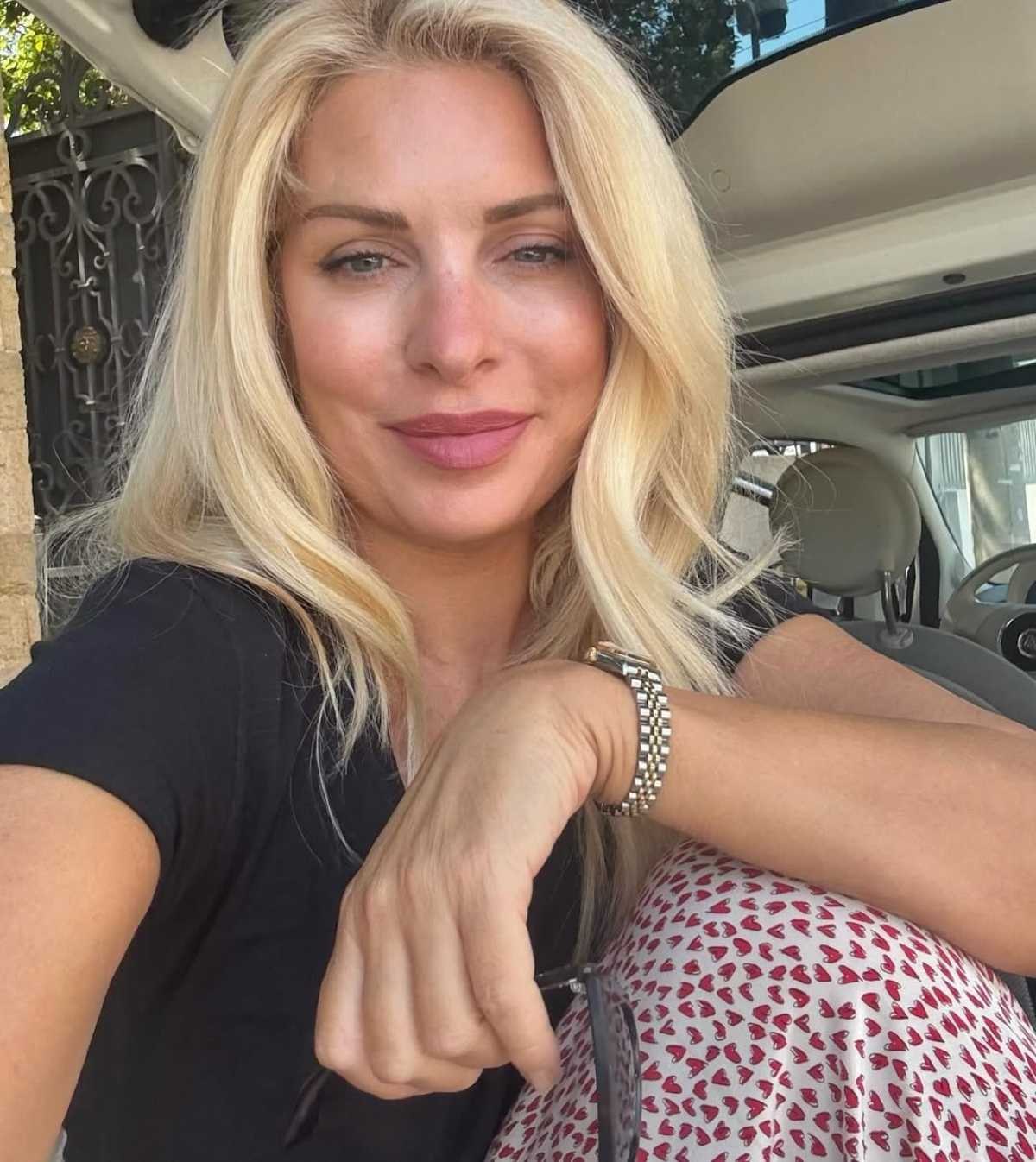 Η Ελένη Μενεγάκη στο Instagram