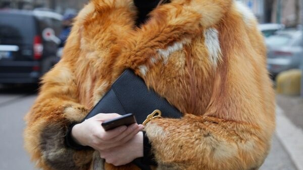Η γούνα στο street style