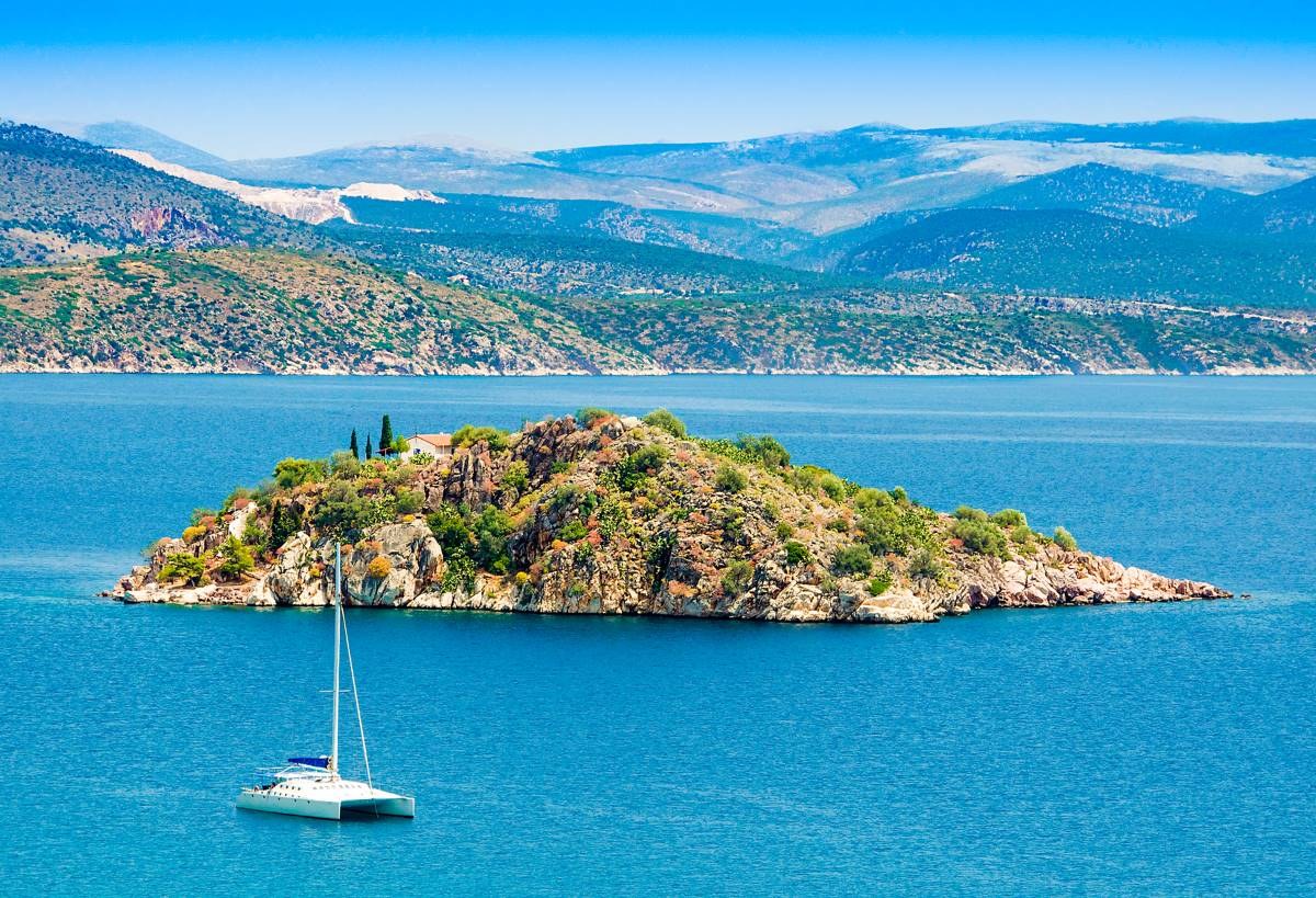 Το Κορωνήσι στο Τολό
