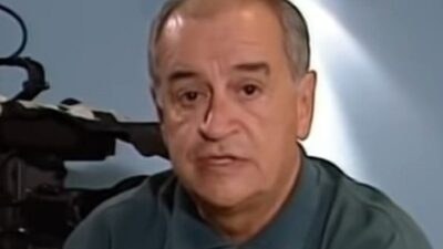Ο Κώστας Λυχναράς στο Facebook