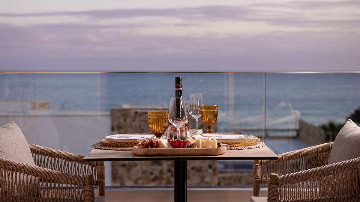 Myra Hotel: Ένα από τα πιο ινσταγκραμικά ξενοδοχεία της Καβάλας — Μια όαση πολυτέλειας