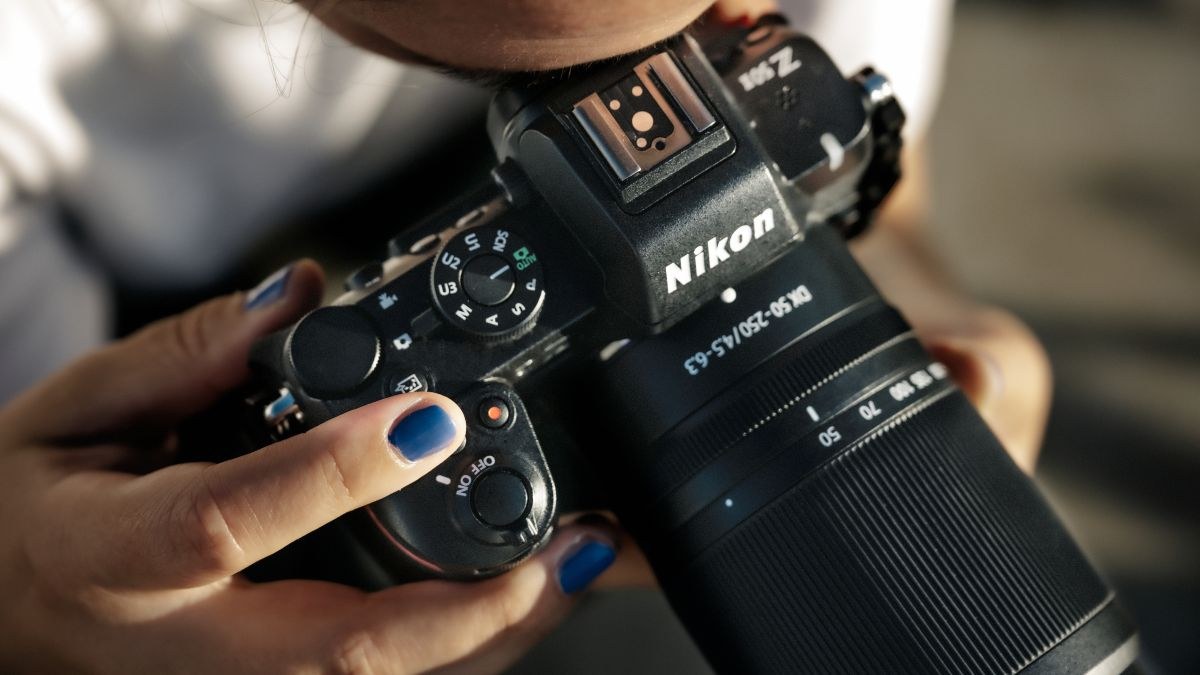 nikon