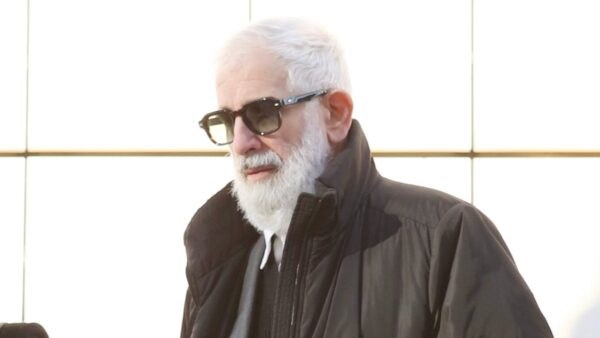 Ο Πέτρος Φιλιππίδης στη δίκη