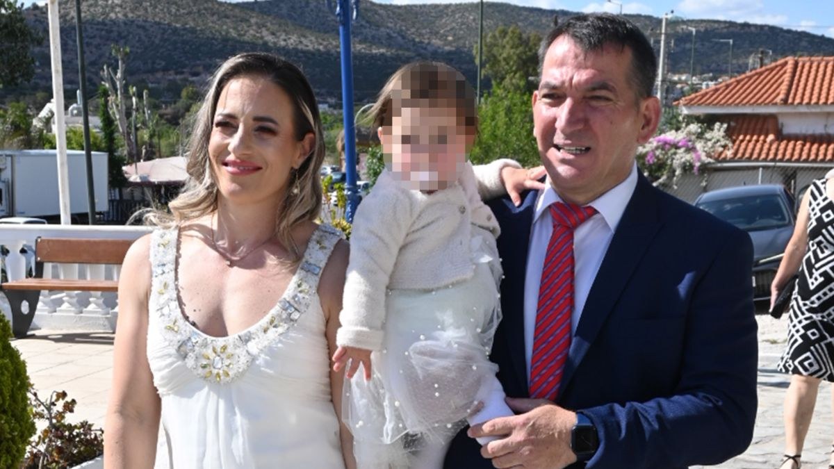 Η βάπτιση της κόρης του Πύρρου Δήμα και της Αφροδίτης Σκαφιδά