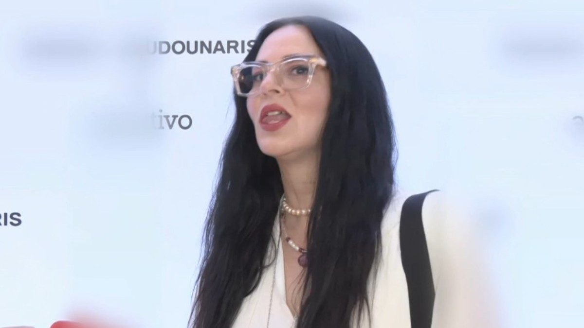 Η Ζενεβιέβ Μαζαρί