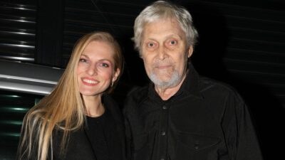 Αλμπέρτο Εσκενάζη, Σάρα Εσκενάζη