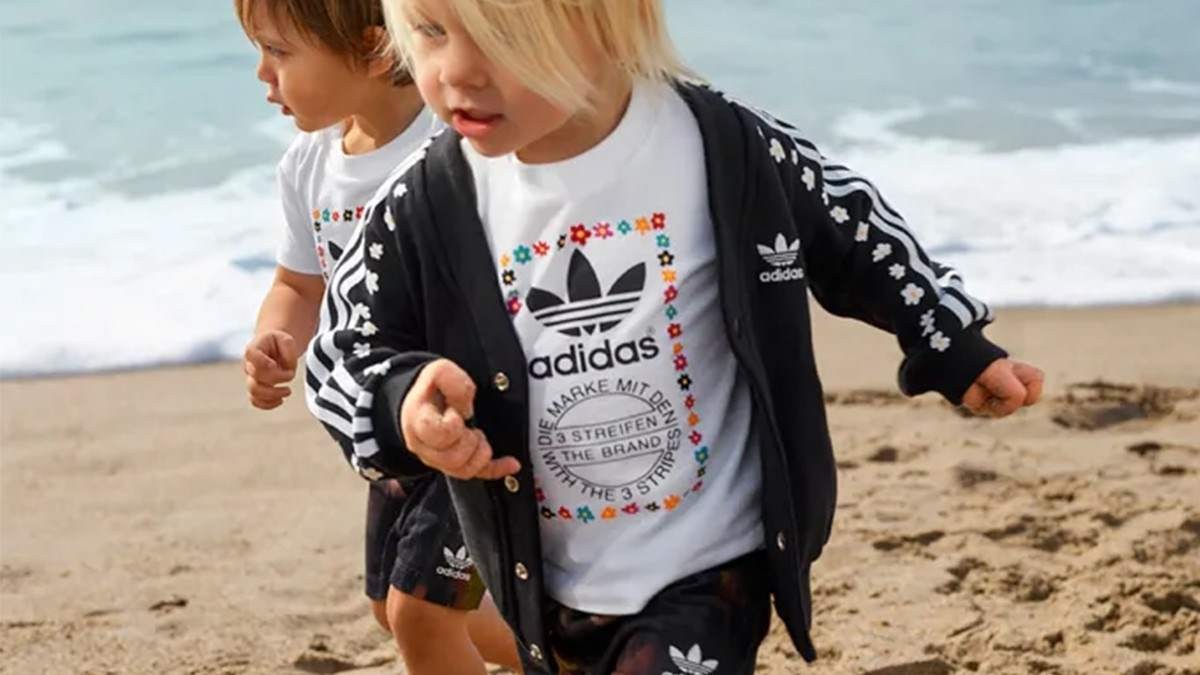 adidas kids favela