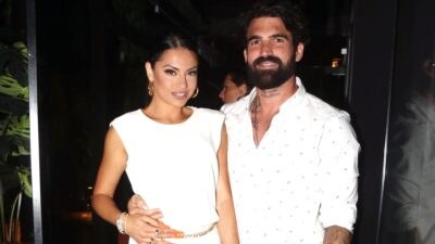 Ο Δημήτρης Αλεξάνδρου και η Δήμητρα Αλεξανδράκη σε βραδινή τους έξοδο