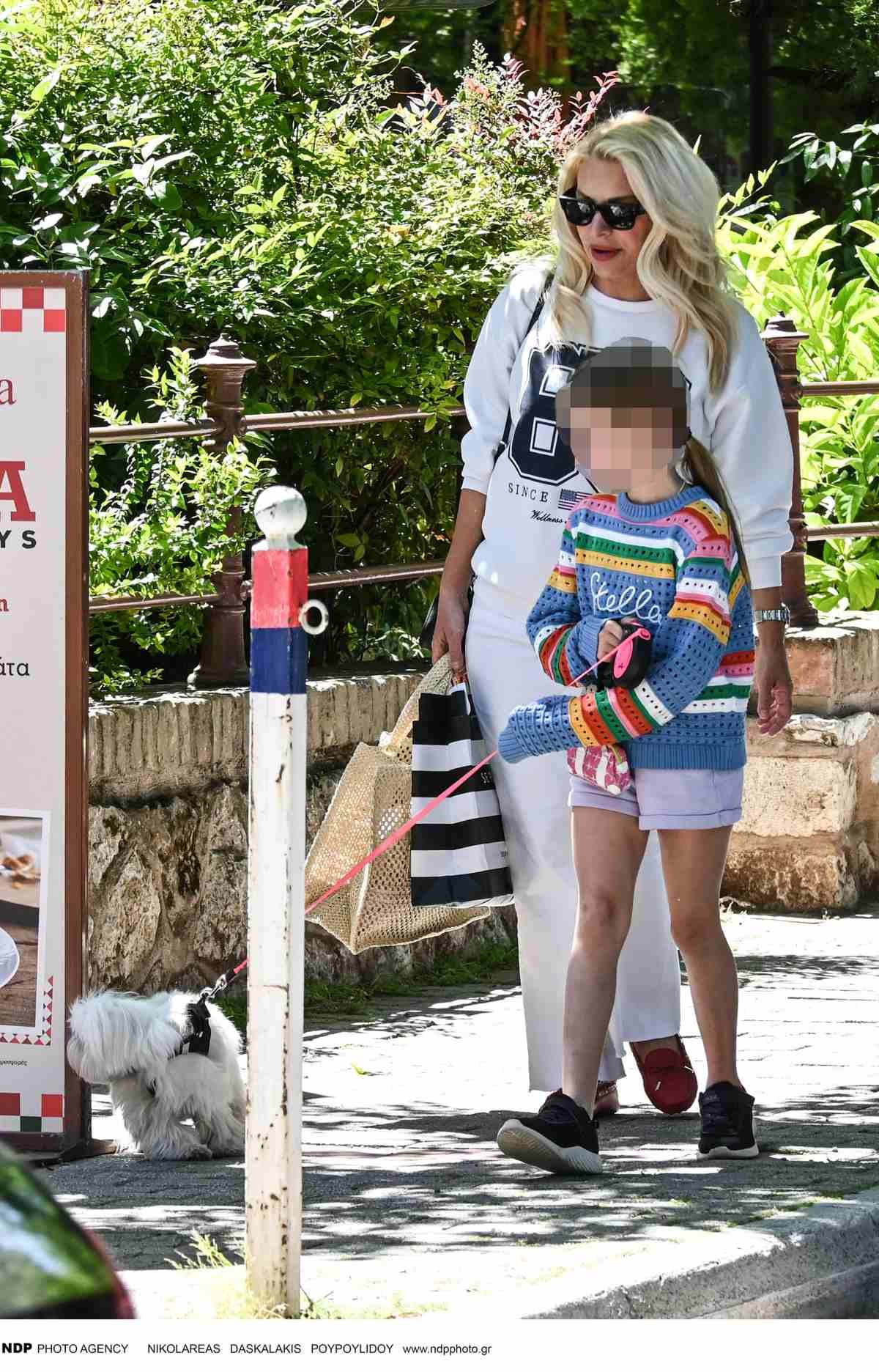 Η Ελένη Μενεγάκη με την κόρη της, Μαρίνα