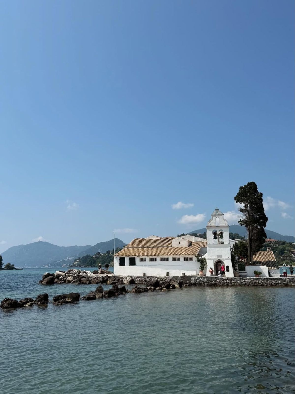 Η ανάρτηση της Ιωάννας Τούνη από την Κέρκυρα