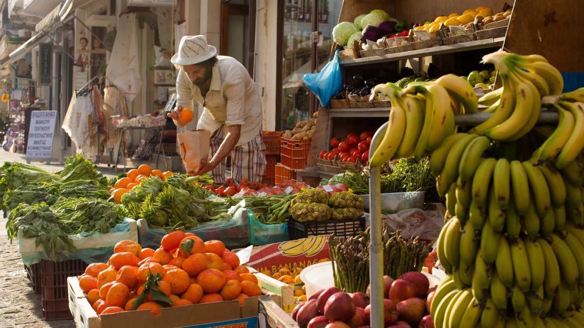 Τα πιο φρέσκα λαχανικά και φρούτα