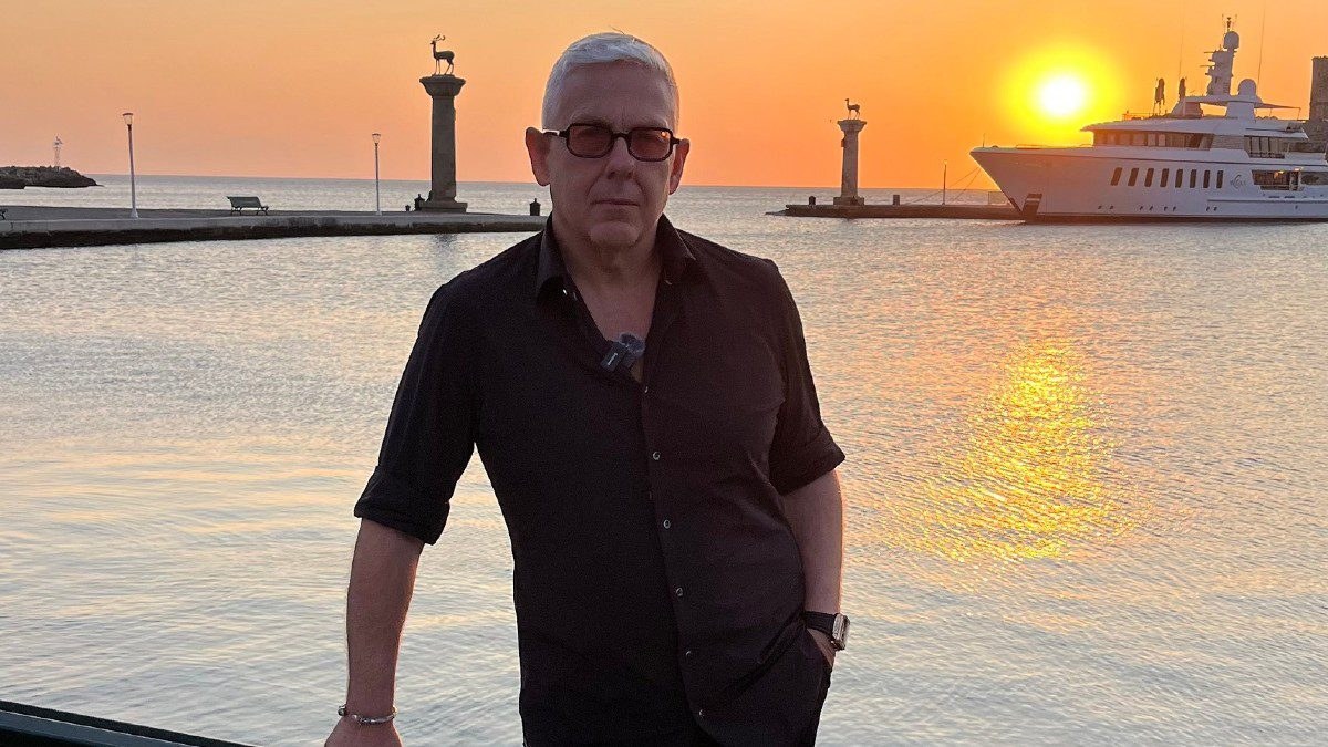 Ο Τάσος Δούσης στη Ρόδο