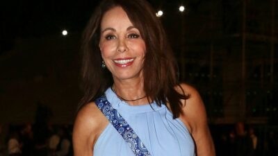 Η Βούλα Πατουλίδου σε έξοδό της