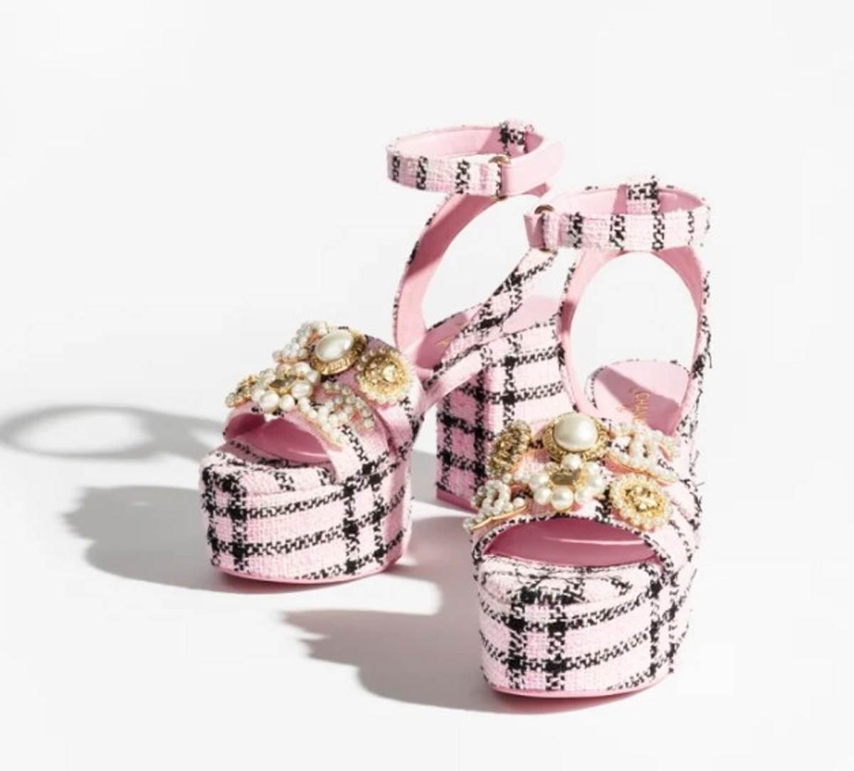 πέδιλα chanel