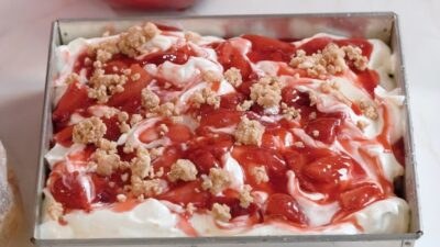 To cheesecake φράουλα