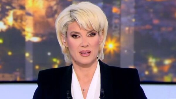 Η Εύη Φραγκάκη στο πλατό του Action 24