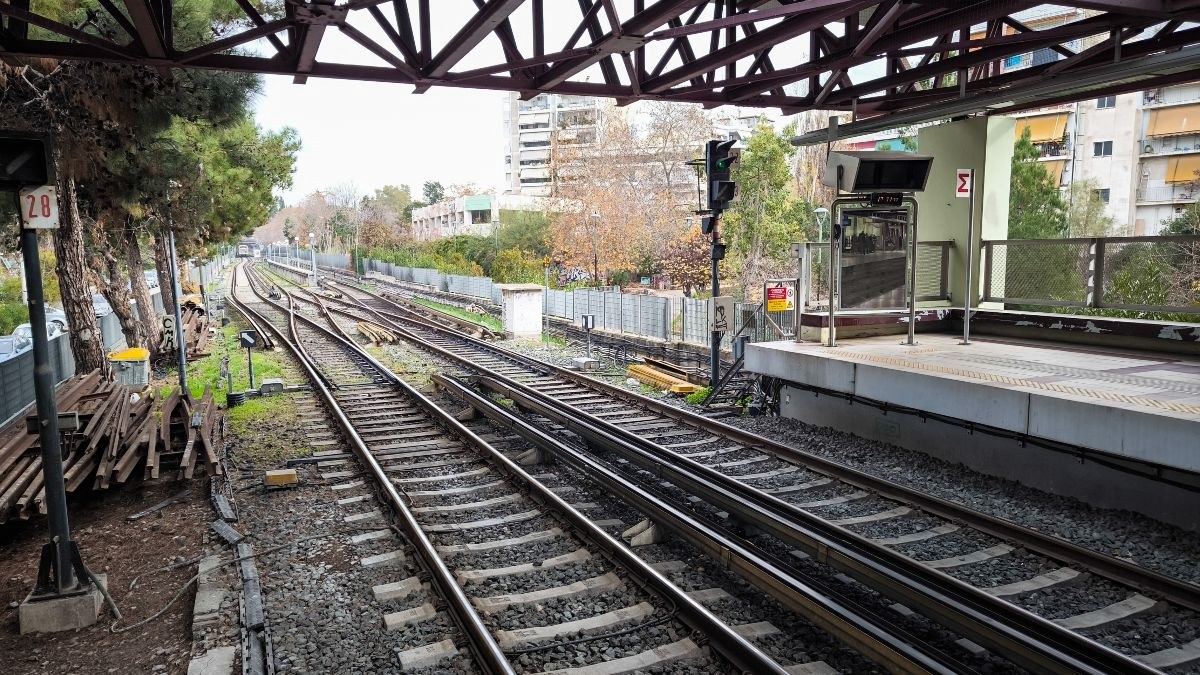 στάση τρένου