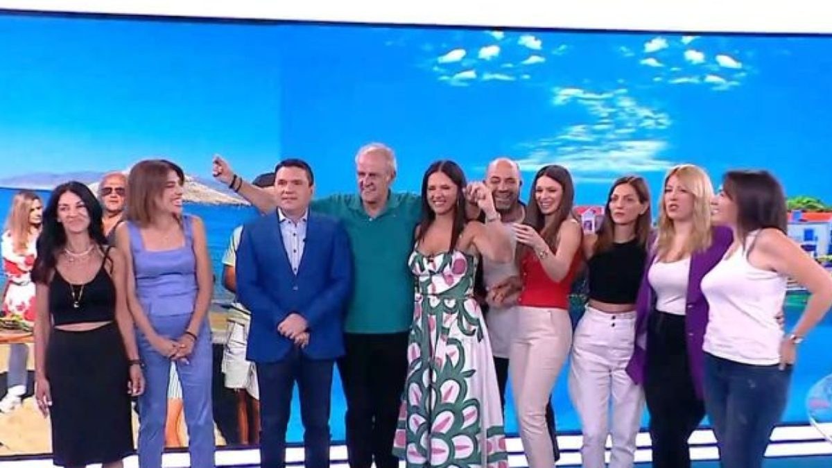 Η ομάδα του Mega Σαββατοκύριακο