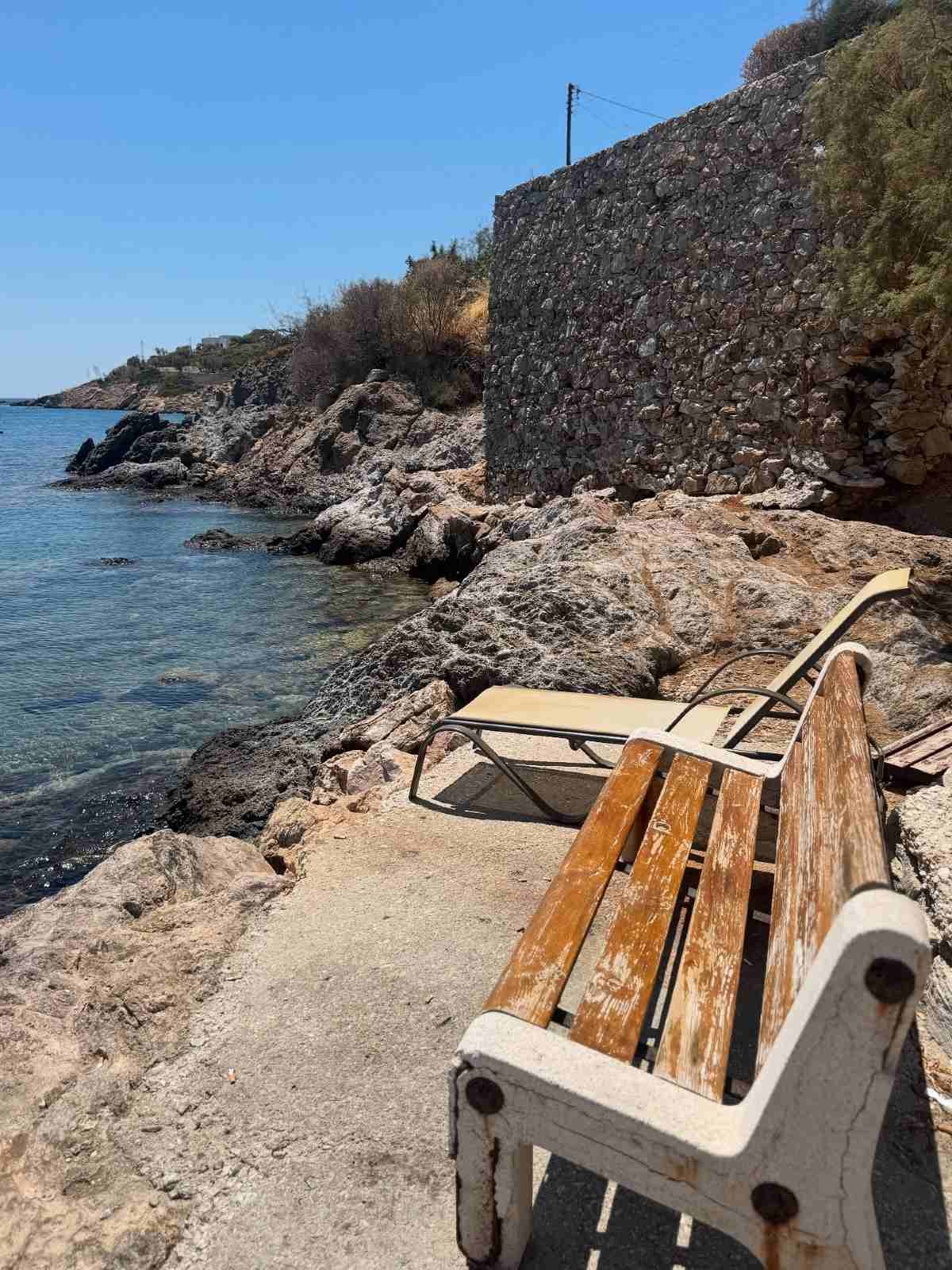 Η Δανάη Μπάρκα στη Σύρο