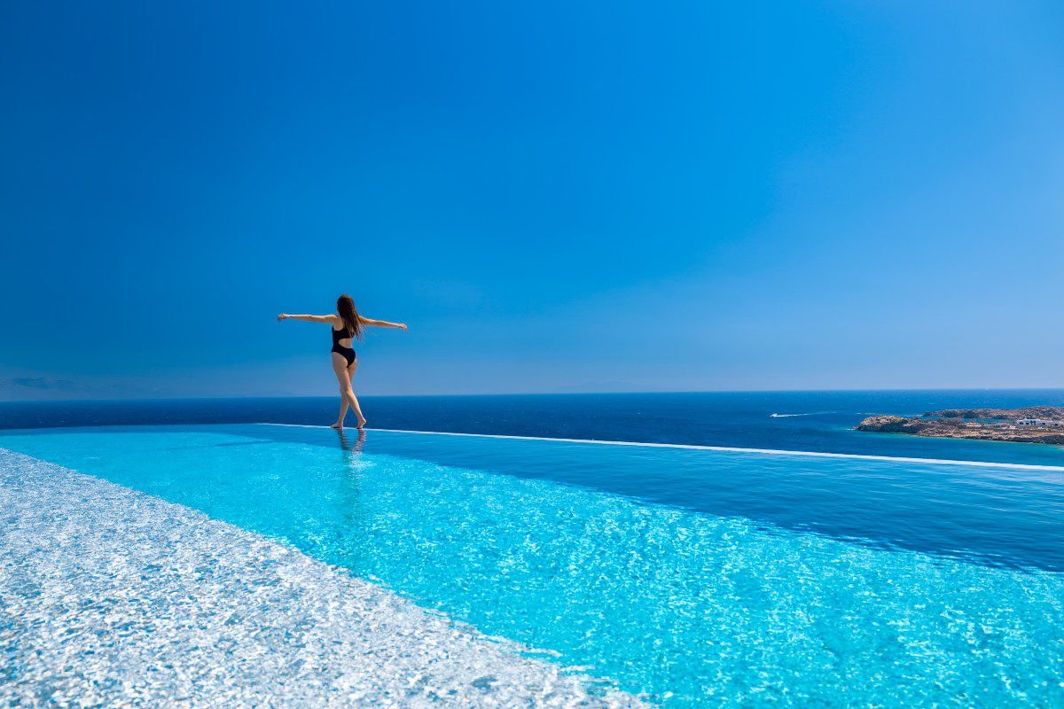 Tropicana Hotel, Suites & Villas: Εκλεπτυσμένη διαμονή για ένα αξέχαστο καλοκαίρι στη Μύκονο