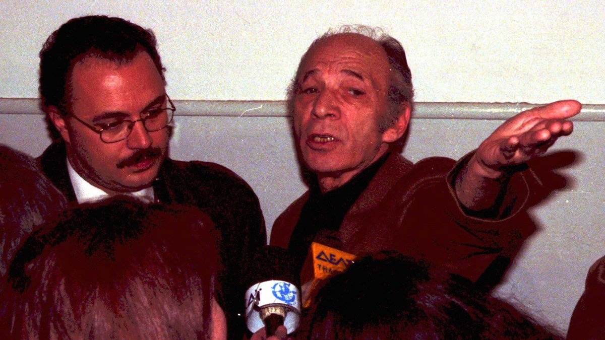 Άκης Πάνου