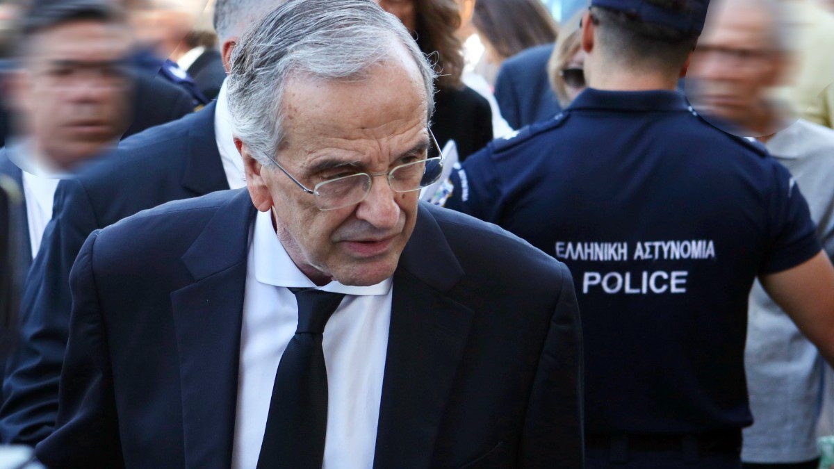 Ο Αντώνης Σαμαράς στην κηδεία της κόρης του