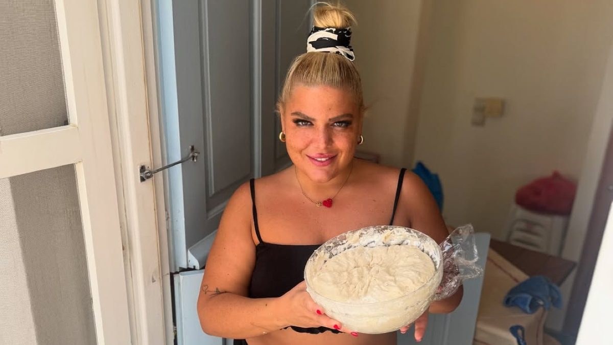 Η Δανάη Μπάρκα
