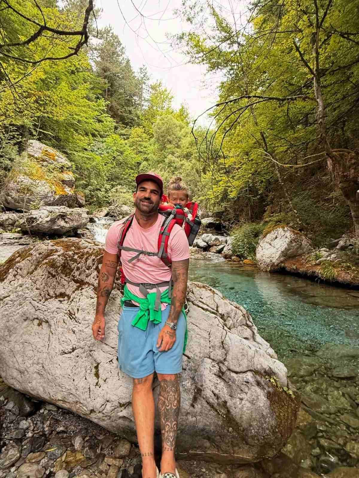 Ο Δημήτρης Αλεξάνδρου με τον γιο του